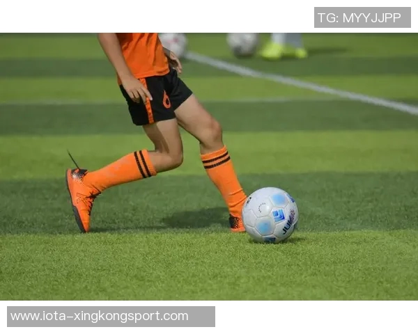 宋洋足球小子勇闯绿茵场追逐梦想的青春故事与成长历程 宋洋足球小子勇闯绿茵场追逐梦想的青春故事与成长历程