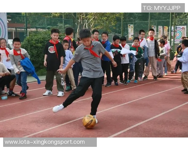 探索篮球足球排球的魅力与技巧运动爱好者的终极指南与心得分享